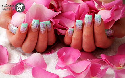 کاشت اولیه ناخن در سالن زیبایی خانم زنگنه